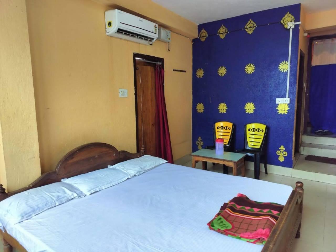 Tripureswari Guest House Purî Extérieur photo